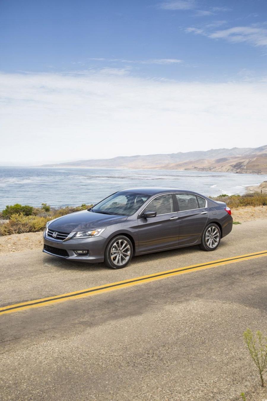  Honda Accord Sport Sedan 2013 года  (фото 102 из 147)